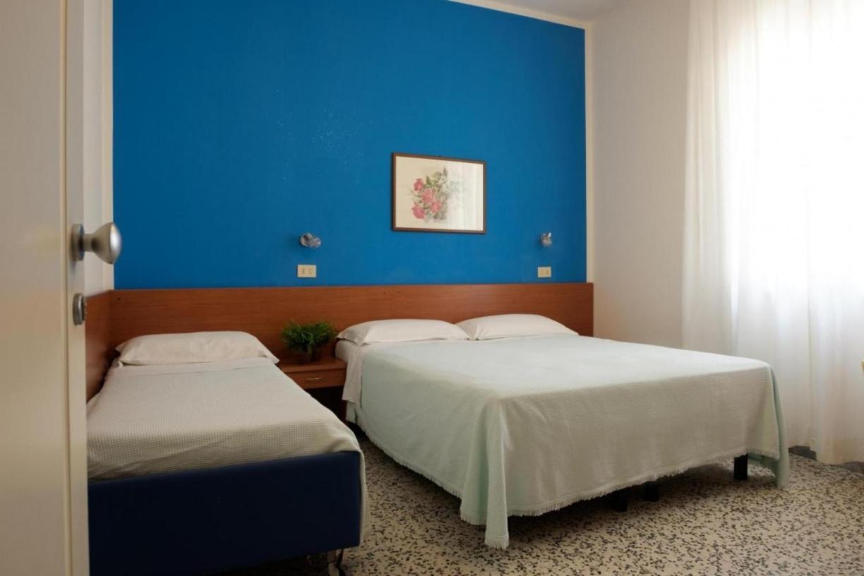 Hotel Edy Rimini Exterior foto